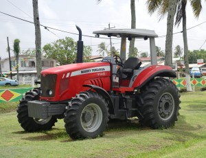 Field tractor