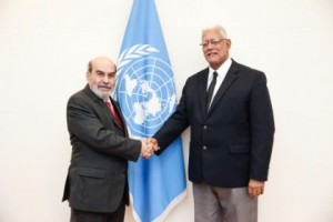 minister-holder-and-df-fao-420x280