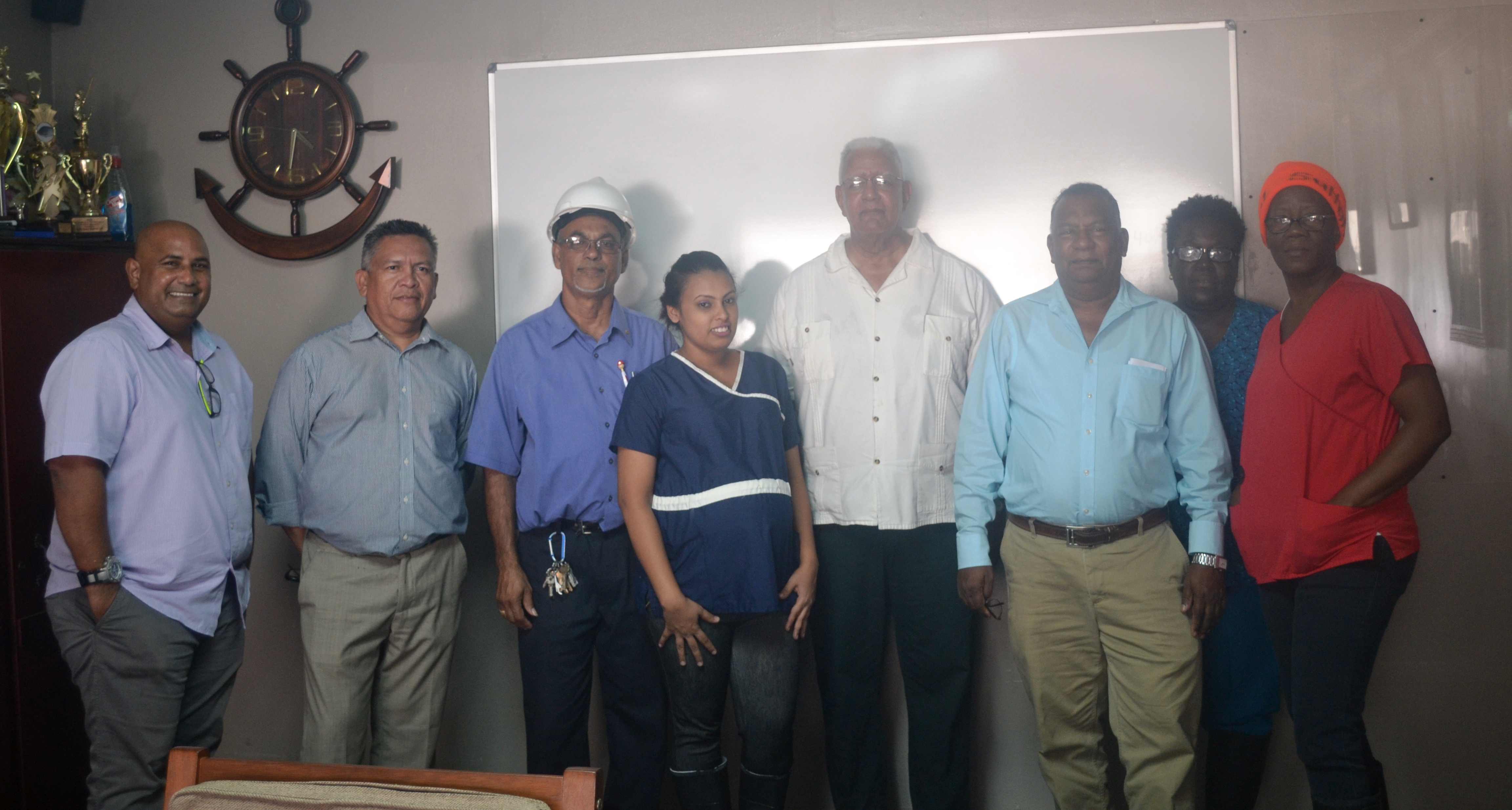 Minister Holder, officials from Noble House Seafood and other Ministry of Agriculture officials