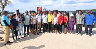 Shade houses, cassava & black giant chicks for Orealla, Siparuta