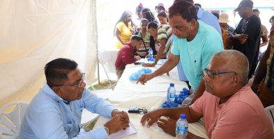 Min. Mustapha pledges support for Zeeburg fisherfolk