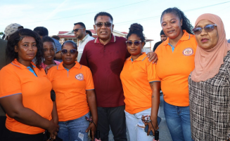 Min. Mustapha commits to working with Den Amstel farmers to boost production